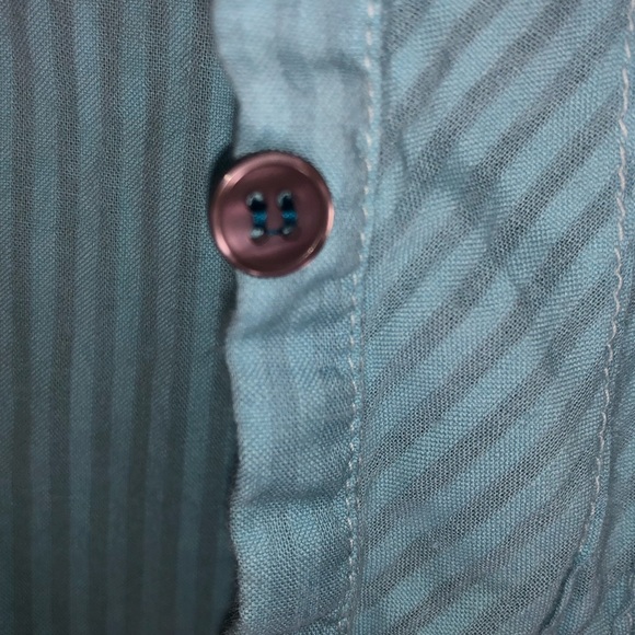 Vintage DCC Missy Blue Ombré Button Down - Picture 5 of 5